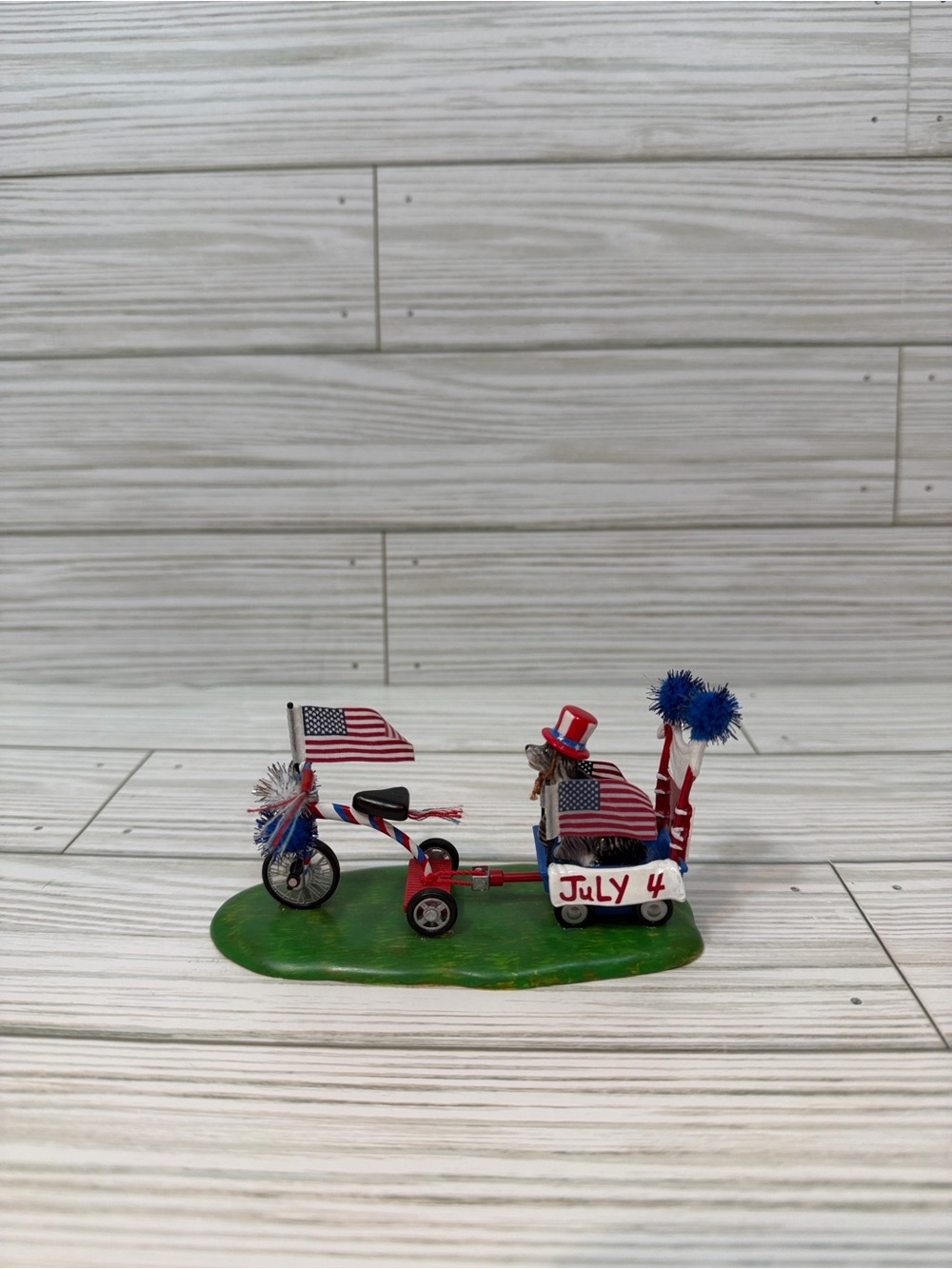 Department 56 July 4th "Kiddie Parade" - Picture 8 of 10
